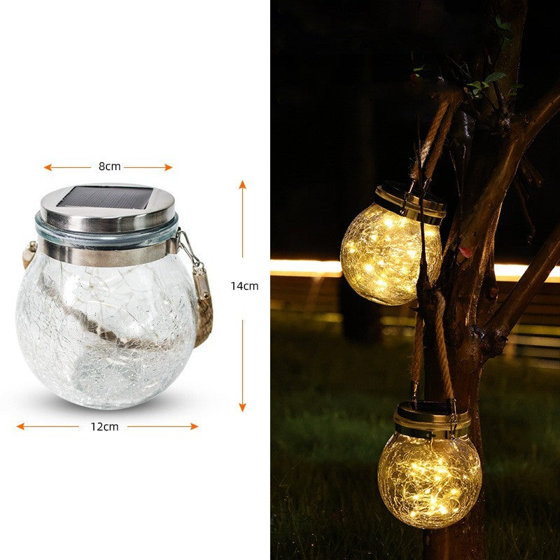 Solarna led lampa - ukras za dvorište i kuću